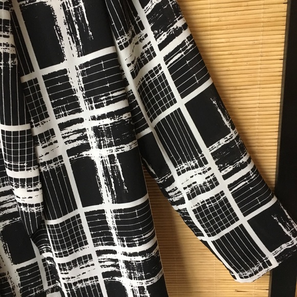 Lush Open Front Blazer - Picture 4 of 5